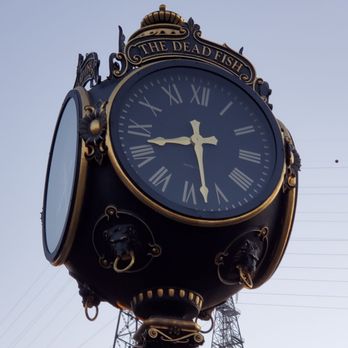 The Dead Fish - Parked across the street, charming clock, we had reservations at 6:30p left at 8:30p. - Seafood Near Me - Crockett, California The Dead Fish - Parked across the street, charming clock, we had reservations at 6:30p left at 8:30p. - Seafood Near Me - Crockett, California