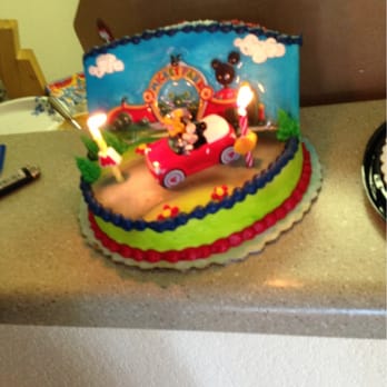Walmart Supercenter - If you look closely, the cake is leaning back. - Grocery Near Me - Tacoma, Washington