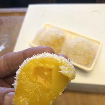 New Horizons Bakery - Mango Mochi Interior - Bakeries Near Me - Daly City, California New Horizons Bakery - Mango Mochi Interior - Bakeries Near Me - Daly City, California