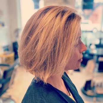 Sana Styles Salon - Light golden blonde highlights with an edgy bob cut. @sanahairstudio - Hair Stylists Near Me - Pasadena, California Sana Styles Salon - Light golden blonde highlights with an edgy bob cut. @sanahairstudio - Hair Stylists Near Me - Pasadena, California