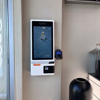 Heytea - Ordering kiosk - Bubble Tea Near Me - Monterey Park, California