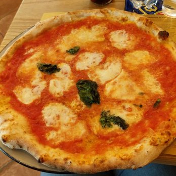 Pizzeria Vesi - Buffalo mozzarella pizza! - Napoletana Near Me - Naples, NA