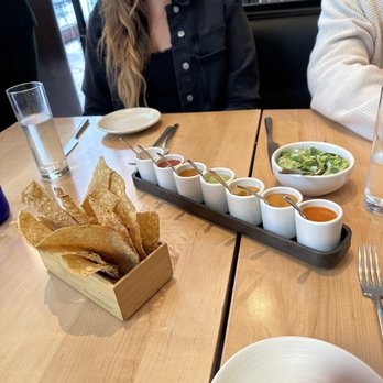 Empellón - Guacamole and chips and the different salsas! Wow! - Mexican Near Me - New York, New York
