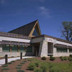 Messenger Public Library of North Aurora