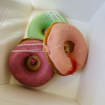 Third Culture Bakery - Berkeley - Pandan , raspberry, lychee - Bakeries Near Me - Berkeley, California Third Culture Bakery - Berkeley - Pandan , raspberry, lychee - Bakeries Near Me - Berkeley, California