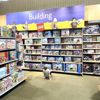 Barnes & Noble - Bookstores Near Me - New York, New York