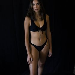 Thera Organic Tans - She's so naturally stunning, the tan is just the cherry on top
