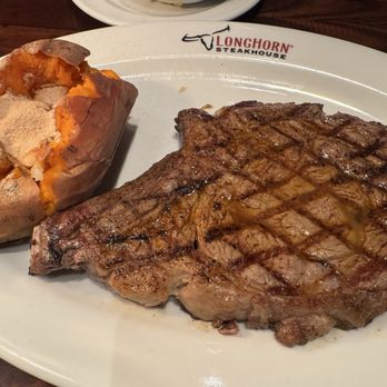 LongHorn Steakhouse - Outlaw Ribeye Medium Rare - Steakhouses Near Me - Temecula, California