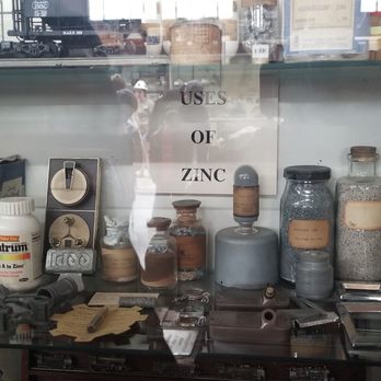 Sterling Hill Mining Museum - Inside the zobel hall museum - Museums Near Me - Ogdensburg, New Jersey