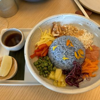 Khâluna - RAINBOW RICE - Laotian Near Me - Minneapolis, Minnesota Khâluna - RAINBOW RICE - Laotian Near Me - Minneapolis, Minnesota