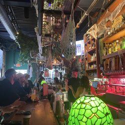 Tree House Bar - Cool spot