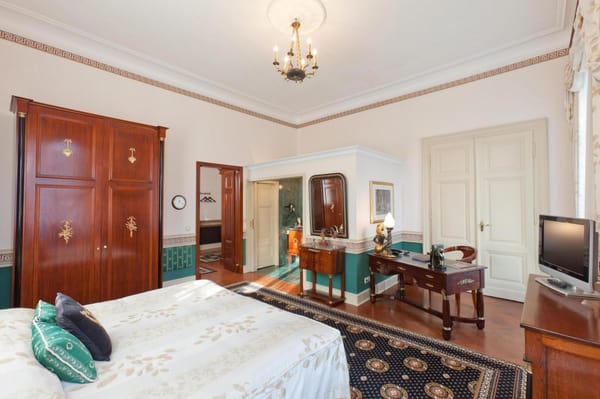 Hotel "Belle Epoque" by null