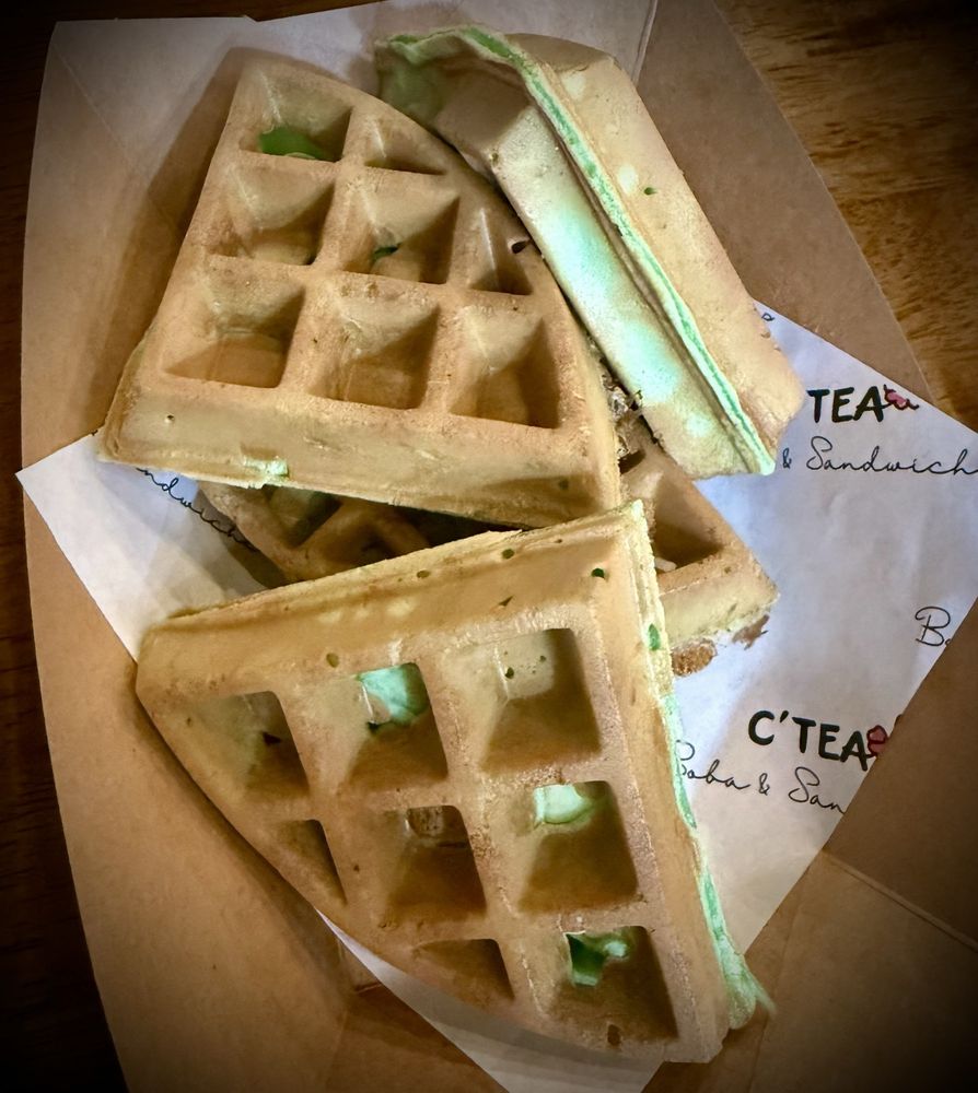 C’Tea Boba & Sandwiches Logo