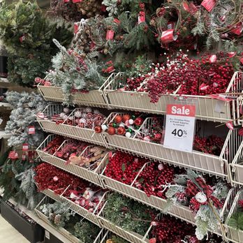 Michaels - Beautiful florals - Arts & Crafts Near Me - Highland, Indiana