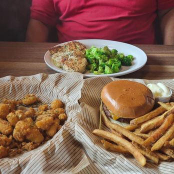 Cheddar's Scratch Kitchen - Lemon Chicken w/white rice, cheese bites, and cheeseburger and fries - Comfort Food Near Me - Newark, Delaware