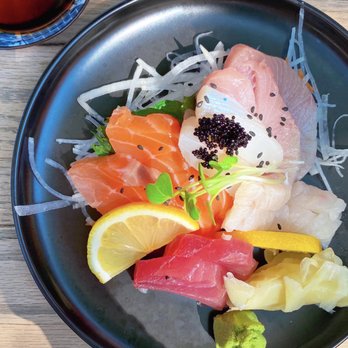 Toro - COVID-19 OUTDOOR DINING: Chef's Choice Sashimi: Hamachi, Hirame, Shiro Maguro, Maguro, Sake | 10 pc - $30 - Sushi Bars Near Me - Carmel, California Toro - COVID-19 OUTDOOR DINING: Chef's Choice Sashimi: Hamachi, Hirame, Shiro Maguro, Maguro, Sake | 10 pc - $30 - Sushi Bars Near Me - Carmel, California