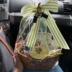 Palmetto Olive Oil Co - Gift basket