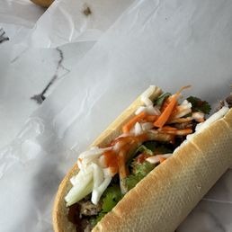 Banh Mi Grilled Pork / Bnh M Tht Nng