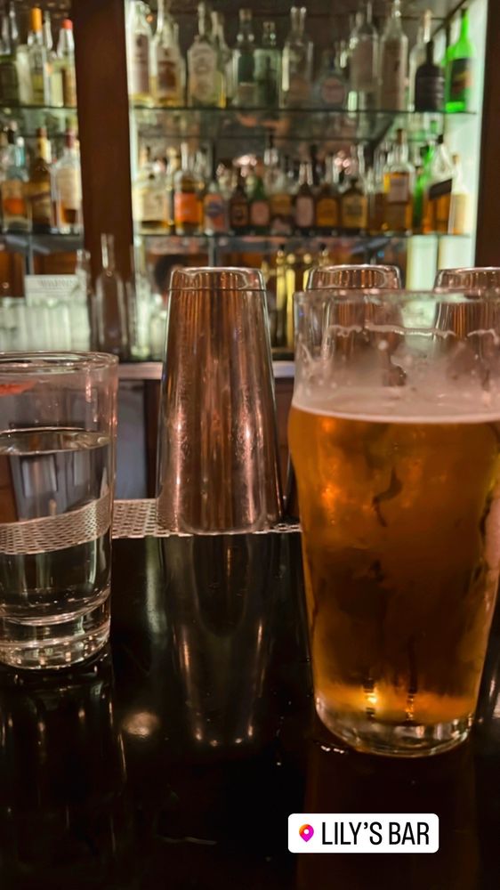 LILYS BAR Updated May 2024 17 Photos 6141 Franklin Ave, Hollywood