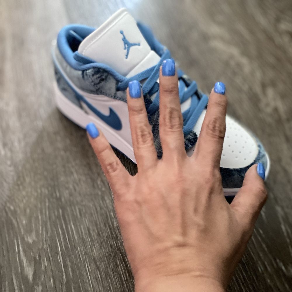 AR Salon Lashes Brows and Nails - Eyelash Service Near Me - Lynnwood, Washington AR Salon Lashes Brows and Nails - Eyelash Service Near Me - Lynnwood, Washington