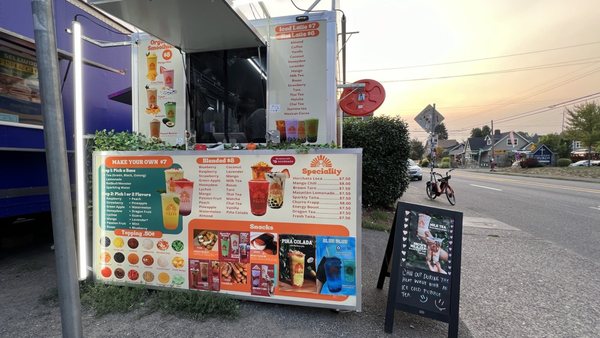 Piknik Park Food Cart Pod by null