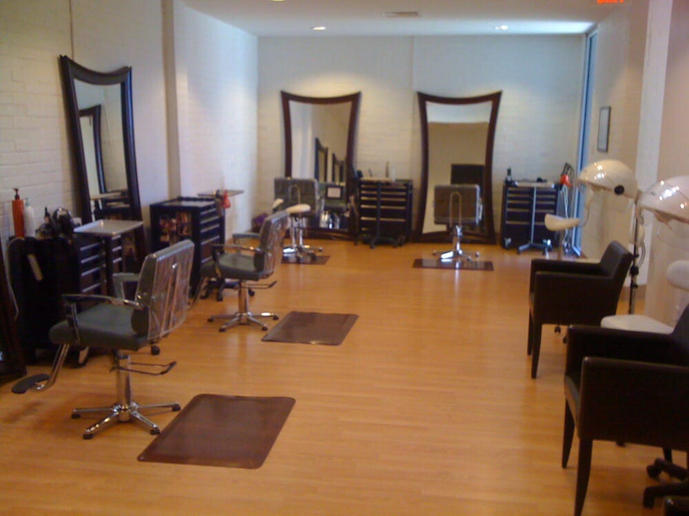identity hair studio Logo