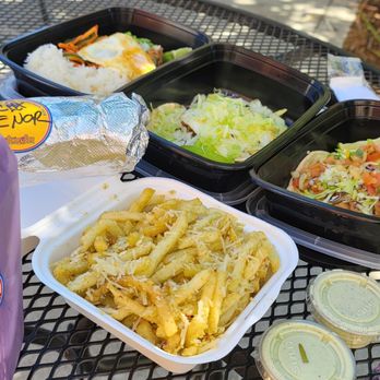 Local Kitchens - Garlic Fries, lube horchata, chicken sisig taco and bowl. - Burgers Near Me - Roseville, California