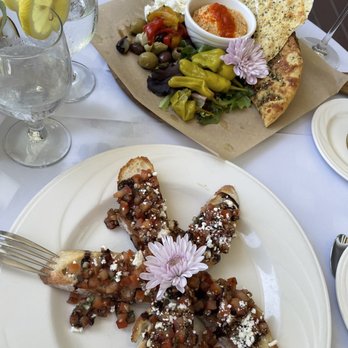 The Veranda Restaurant - Bruschetta and hummus plate - Desserts Near Me - Fallbrook, California