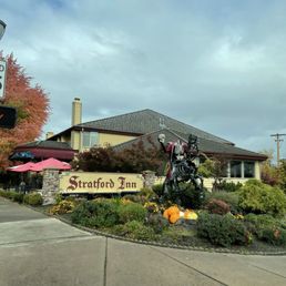 Exterior outside entrance of Stratford Inn - The front entrance in October! - Ashland, Oregon Exterior outside entrance of Stratford Inn - The front entrance in October! - Ashland, Oregon