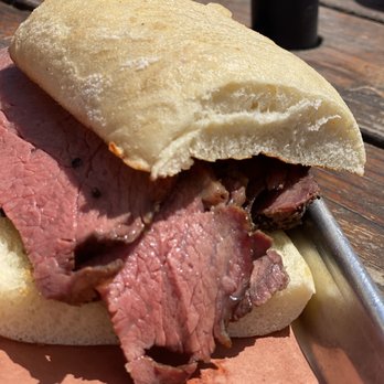 Aptos St BBQ - Brisket sammo - Barbeque Near Me - Aptos, California