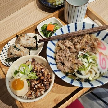 Issai Japanese Eatery - Niku udon combo set + chashu donburi + takowasa - Ramen Near Me - North York, Ontario
