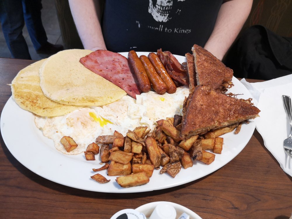 FIRE & BRIMSTONE RESTAURANT Updated August 2024 803 Chelsea Street