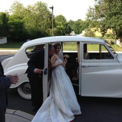 Giftii Limousine & Classic Cars - 1941 Plymouth for wedding & special occasions