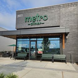 Metro Diner - Outside view