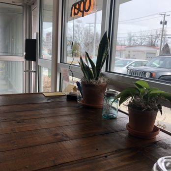 Rosebud Coffee House - Coffee & Tea Near Me - Muncie, Indiana
