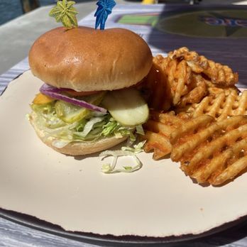 5 o'Clock Somewhere Bar & Grill - Dockside Burger - Bars Near Me - Hollywood, Florida