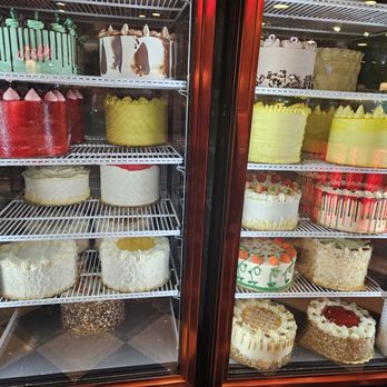 Rick's Dessert Diner - Wow!!! - Desserts Near Me - Sacramento, California Rick's Dessert Diner - Wow!!! - Desserts Near Me - Sacramento, California