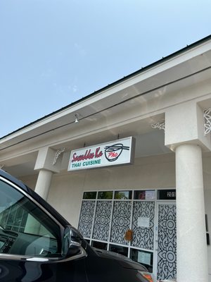 Sawaddee Ka Thai Cuisine & Pho by null