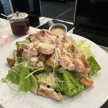 Mo's Grill - Caesar Salad With Chicken Breast - Burgers Near Me - San Francisco, California Mo's Grill - Caesar Salad With Chicken Breast - Burgers Near Me - San Francisco, California