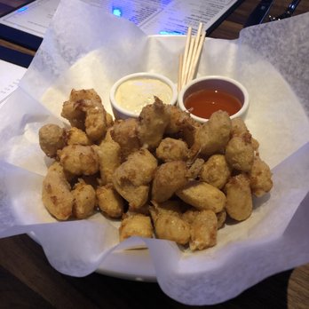 Yard House - Cheese curds with a crazy good horseradish dipping sauce :) - Vegetarian Near Me - Gaithersburg, Maryland Yard House - Cheese curds with a crazy good horseradish dipping sauce :) - Vegetarian Near Me - Gaithersburg, Maryland