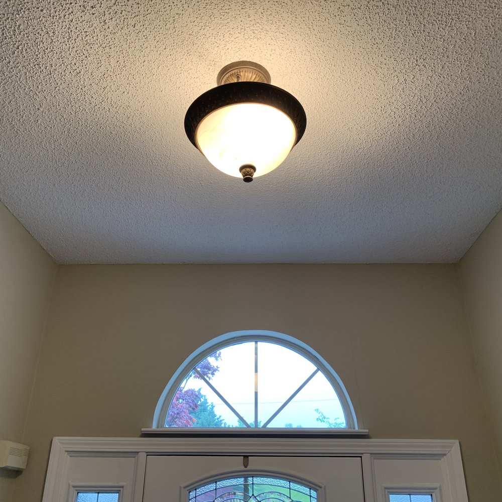 J&E Contracting - Entryway before - Painters Near Me