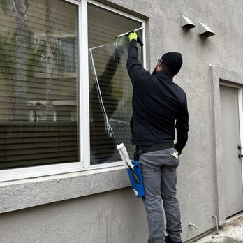 Clearview Maintenance - Window Washing Near Me Clearview Maintenance - Window Washing Near Me