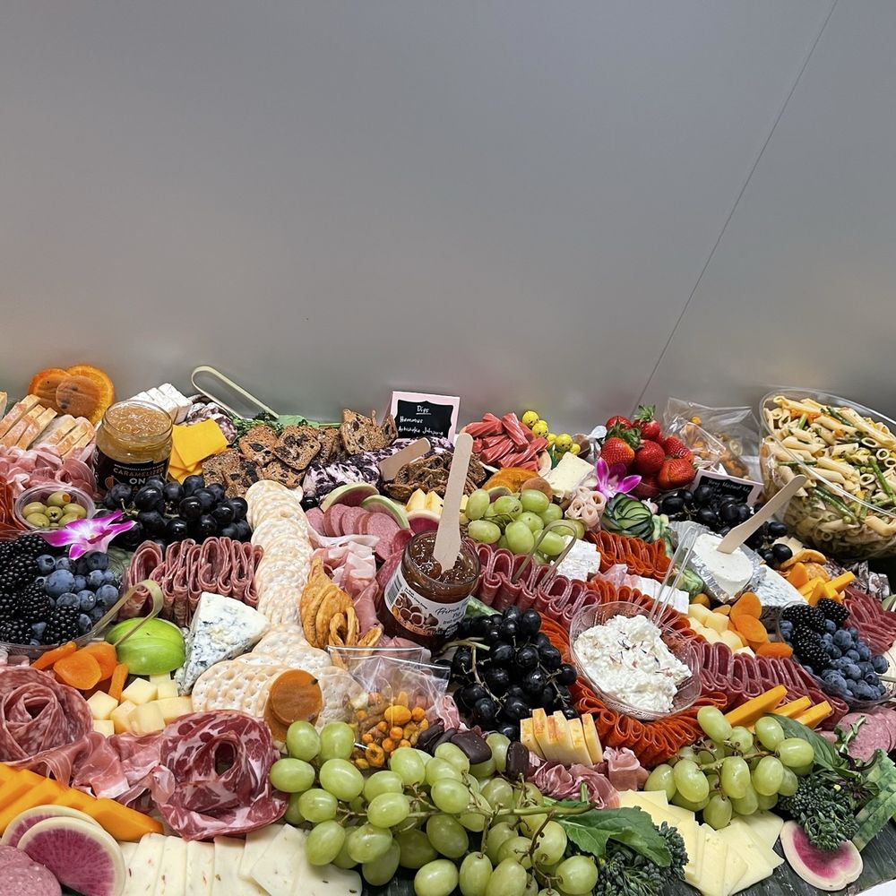 Borde & Banter - Caterers Near Me - San Francisco, California