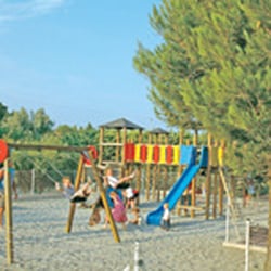 Camping La Nautique - Aire de jeux