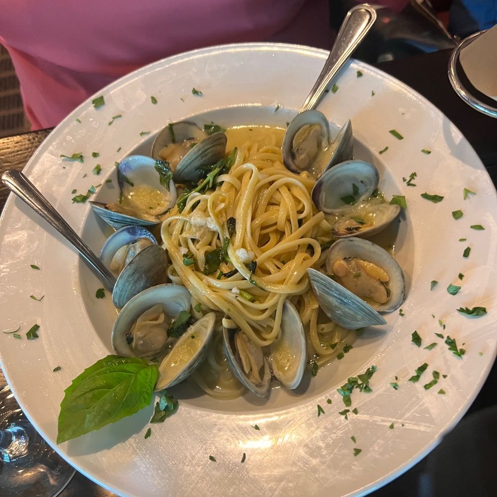 Galliano - Wine Bars Near Me - Fulton, Maryland