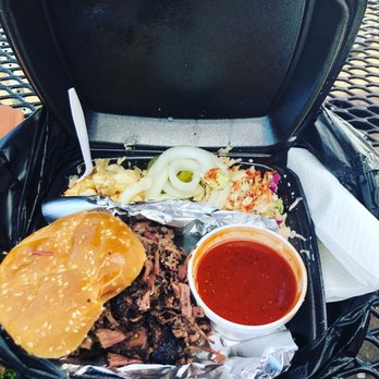Big Vinny's BBQ - Sandwich Plate Sandwich Plate Fresh Vinegar Coleslaw Homemade Potato Salad - Barbeque Near Me - Austin, Texas