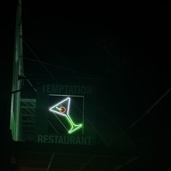 Temptation Restaurant - Love the outside! - Seafood Near Me - Boca Grande, Florida