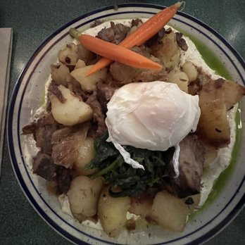 Buck's - The short rib hash - American Near Me - Woodside, California Buck's - The short rib hash - American Near Me - Woodside, California