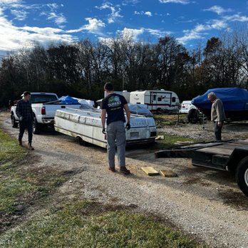 Junkies Junk Removal - Junk Removal & Hauling Near Me - Wauconda, Illinois