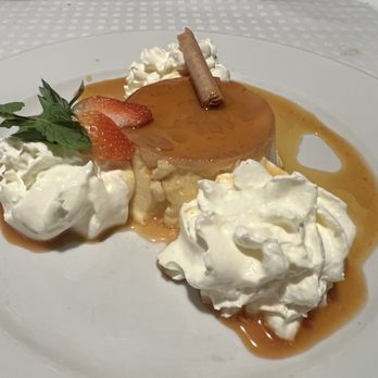Wirtshaus Galliker - Caramel pudding/flan - Swiss Food Near Me - Luzern, LU Wirtshaus Galliker - Caramel pudding/flan - Swiss Food Near Me - Luzern, LU